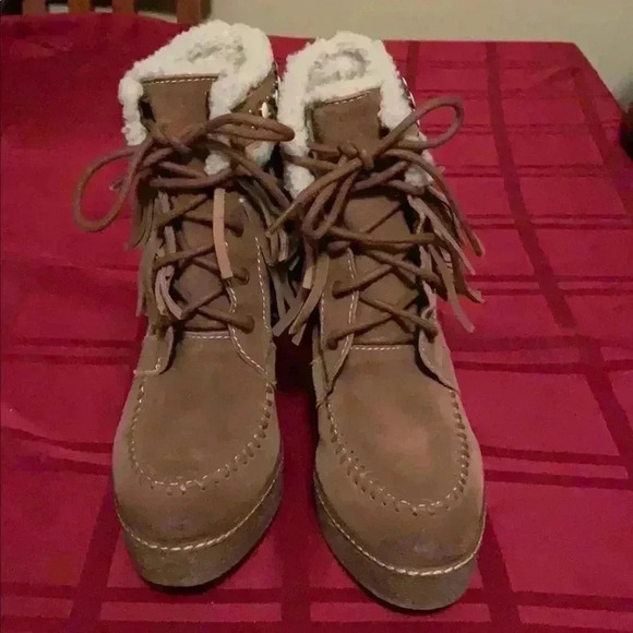 Sam Edelman women’s suede boots. - Picture 1 of 5